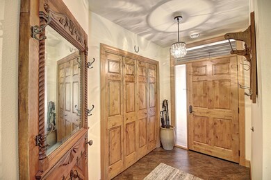 Foyer Entry