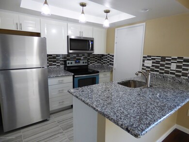 52C Juniper Plaza, Monroe Township, NJ 08831 - photo 2