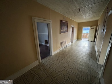 88 E Stephens St, Winder, GA 30680 - photo 6