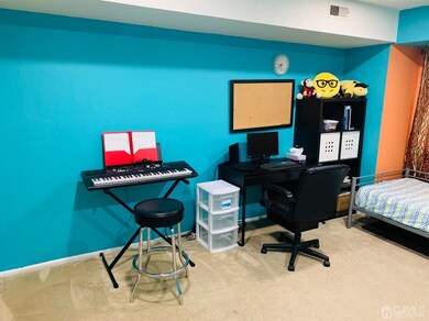 1120 Edison Glen Terrace, Edison, NJ 08837 - photo 5