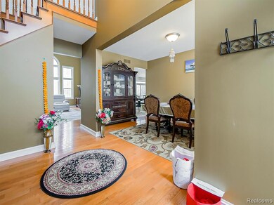 22152 Beech Knoll Dr unit 281, Macomb, MI 48044 - photo 2