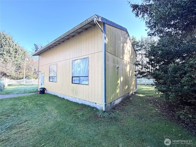 169 N Port Loop NW, Ocean Shores, WA 98569 - photo 5