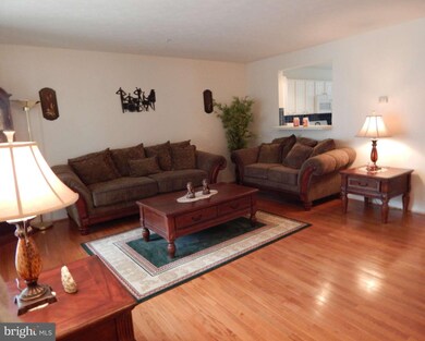 213 Oliver Heights Rd, Owings Mills, MD 21117 - photo 5