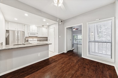 11711 Memorial Dr unit 510, Houston, TX 77024 - photo 7