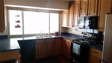 10524 Causeway Dr, El Paso, TX 79925 - photo 5