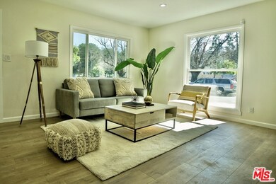 Spacious Modern Living Room