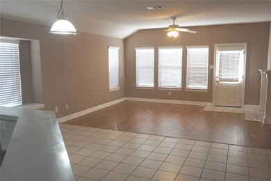 2316 Creekdale Dr, Denton, TX 76210 - photo 4