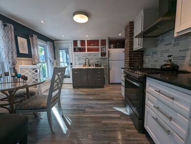 7 Cottage St unit 2, Medfield, MA 02052 - photo 3