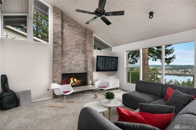 7802 89th Place SE, Mercer Island, WA 98040 - photo 4