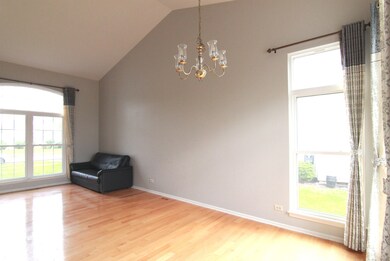 1948 Nutmeg Ln, Naperville, IL 60565 - photo 3