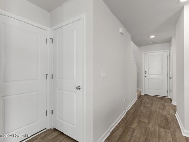 5 foyer (2)