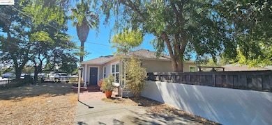 3195 Willow Pass Rd, Concord, CA 94519 - photo 2