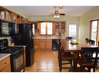 25 Cleveland Ave, Westfield, MA 01085 - photo 4