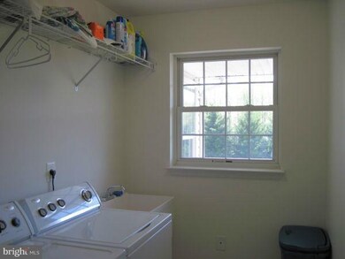 3245 Hewitt Ct, Dunkirk, MD 20754 - photo 5