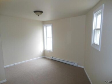 107 W Main St, Pen Argyl, PA 18072 - photo 7