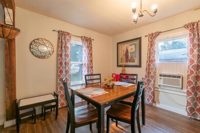 302 Oak St, Rogue River, OR 97537 - photo 3