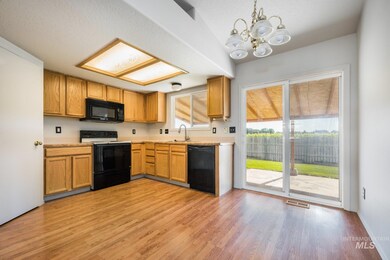 1726 S Woodland Dr, Nampa, ID 83686 - photo 6