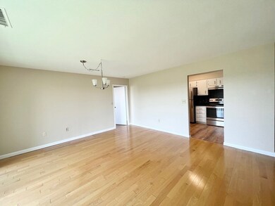 1008 Paradise Rd unit PHF, Swampscott, MA 01907 - photo 6