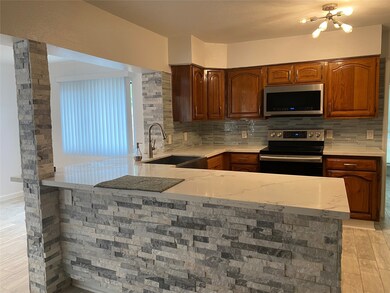 15819 Ironside Hill Dr, Houston, TX 77053 - photo 4