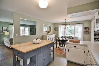 14 Eagle St, Troy, NY 12180 - photo 5