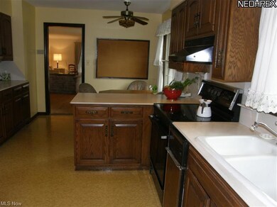 Big big kitchen great for one cook or two.  Lots o