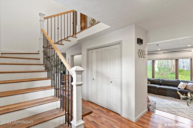 1720 Rebel Ridge Dr, Anchorage, AK 99504 - photo 4