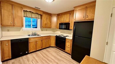 978 Cold Spring Rd unit 3, Allentown, PA 18103 - photo 6