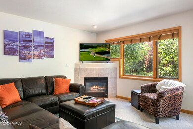 217 W Beaver Creek Blvd #24-001 (1)