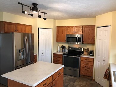 Stainless steel appliances included. Recently resu