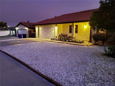 16161 Wimbleton Dr, Victorville, CA 92395 - photo 2