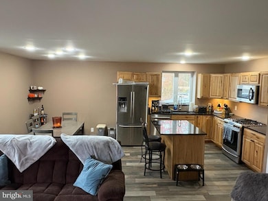 760 W Clayton Ave, Clayton, NJ 08312 - photo 7