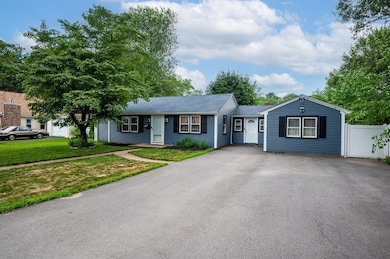 11 Savoy St, Worcester, MA 01607 - photo 2