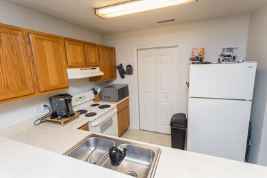 2447 Mosby Ct unit 13, Harrisonburg, VA 22801 - photo 4