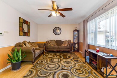 10-web-or-mls-5D9A8317