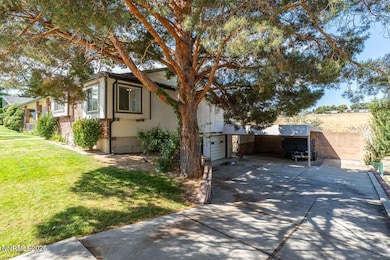 2301 Solari Dr, Reno, NV 89509 - photo 7