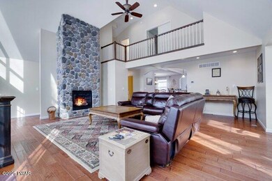 137 Maple Leaf Rd, Lackawaxen, PA 18435 - photo 6