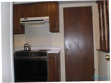 3043 Eastbrook Dr, Toledo, OH 43613 - photo 7