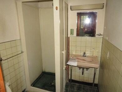 96 Elm St, Whitefield, NH 03598 - photo 7