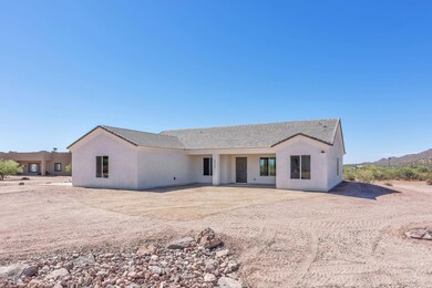 48205 N 15th Ave-large-005-022-Exterior-