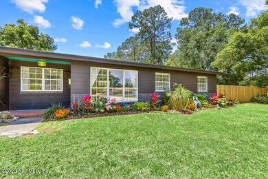 6338 Bennett Rd, Jacksonville, FL 32216 - photo 7