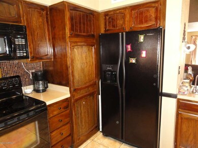 7 Kitchen 2