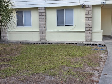 2219 21st Ave S unit dwn, Saint Petersburg, FL 33712 - photo 2