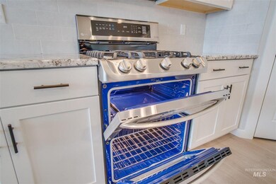 8491 E Drover Loop, Nampa, ID 83687 - photo 2