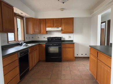 918 W Reid Ave, North Platte, NE 69101 - photo 5