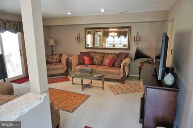23 Beacon Ct, Trenton, NJ 08691 - photo 6