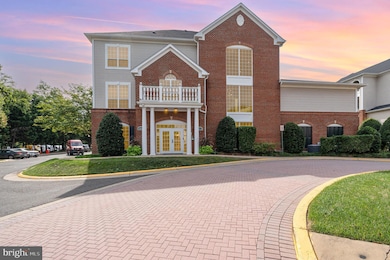 4850 Eisenhower Ave unit 203, Alexandria, VA 22304 - photo 2