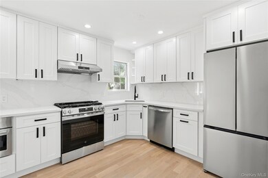 13 Shore Rd, Hampton Bays, NY 11946 - photo 3