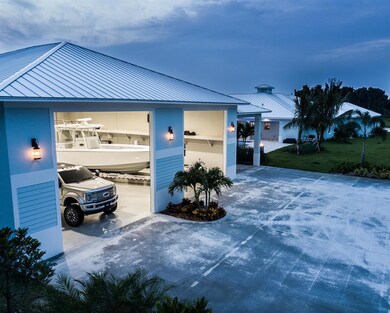 Garage/Workshop