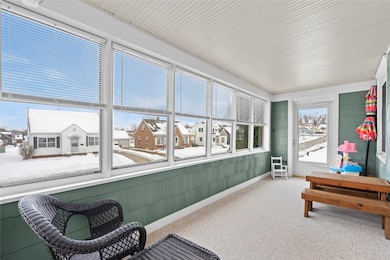 2448 2nd St SW, Cedar Rapids, IA 52404 - photo 5