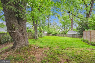 1904 Poole Ln, McLean, VA 22101 - photo 6